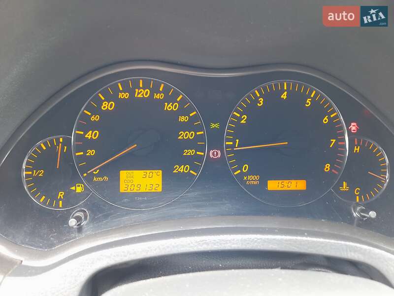 Седан Toyota Avensis 2003 в Запоріжжі