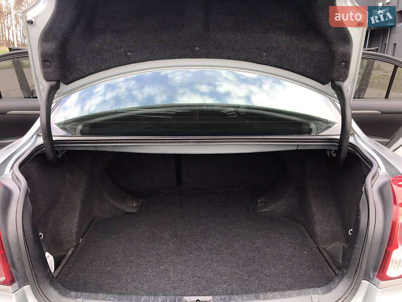 Седан Toyota Avensis 2008 в Харькове