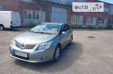 Универсал Toyota Avensis 2010 в Луцке