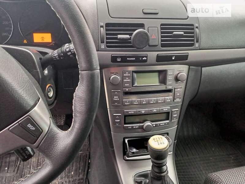 Универсал Toyota Avensis 2006 в Тернополе