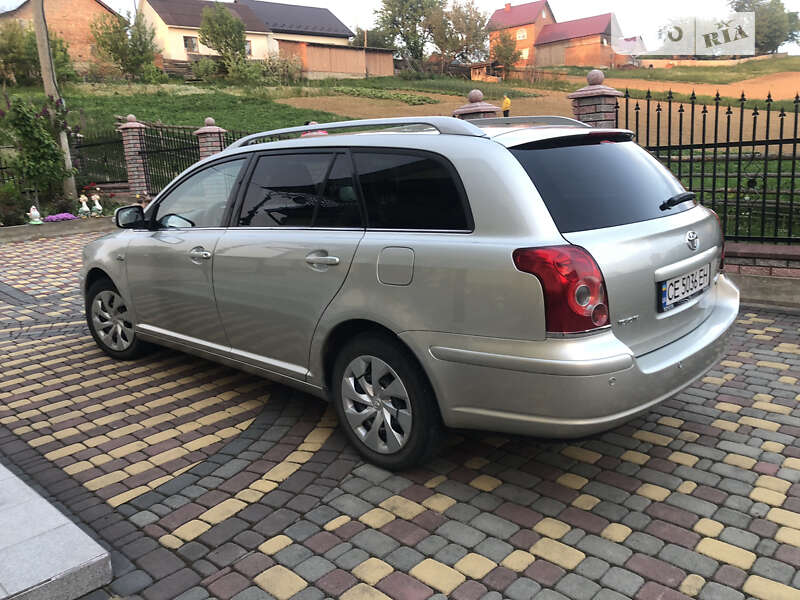 Универсал Toyota Avensis 2007 в Сторожинце