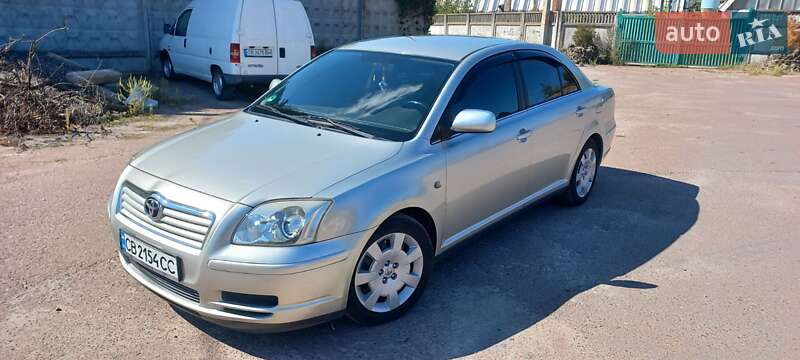 Седан Toyota Avensis 2003 в Чернігові
