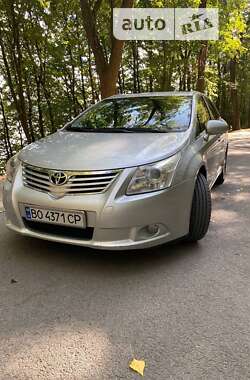 Універсал Toyota Avensis 2010 в Тернополі