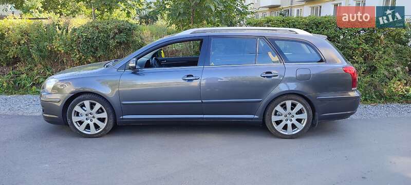 Універсал Toyota Avensis 2007 в Кременці