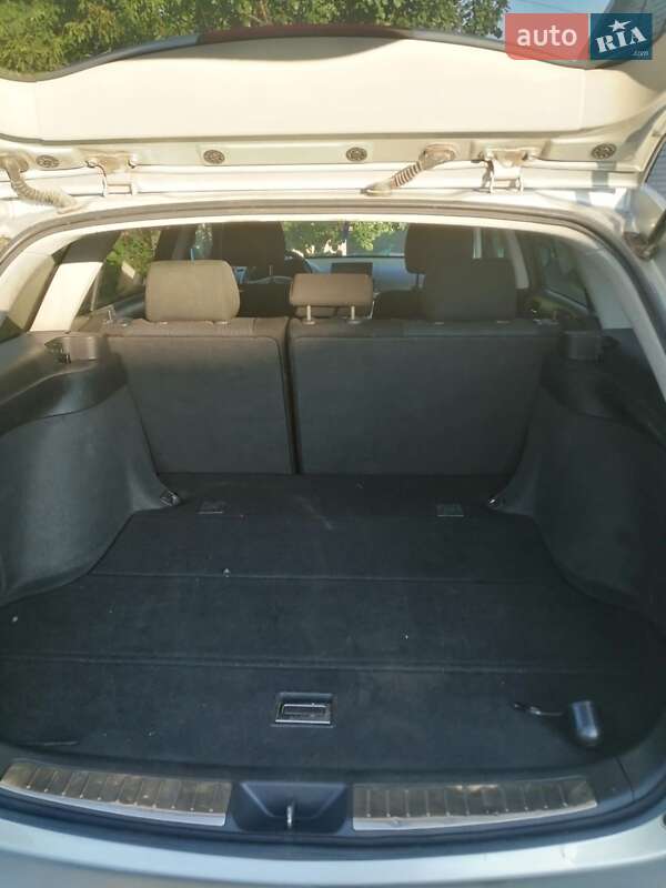Універсал Toyota Avensis 2008 в Луцьку