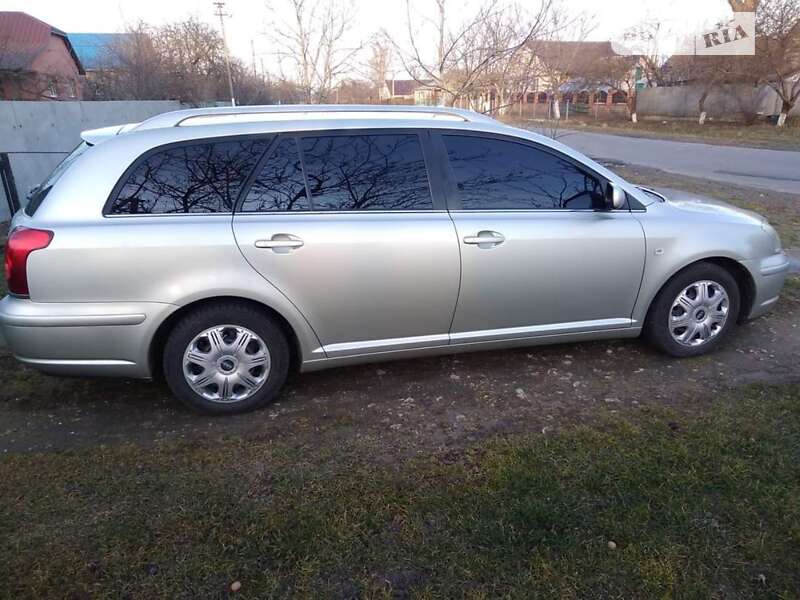 Toyota Avensis 2005