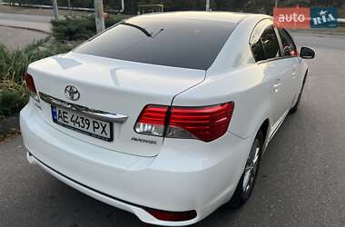 Седан Toyota Avensis 2012 в Днепре