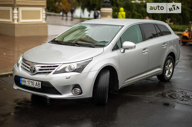 Универсал Toyota Avensis 2012 в Одессе