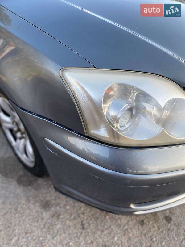 Универсал Toyota Avensis 2003 в Житомире