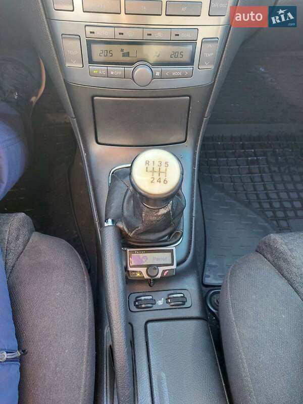 Универсал Toyota Avensis 2006 в Харькове