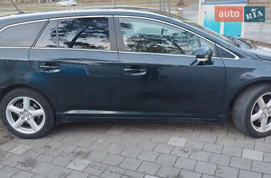 Универсал Toyota Avensis 2011 в 