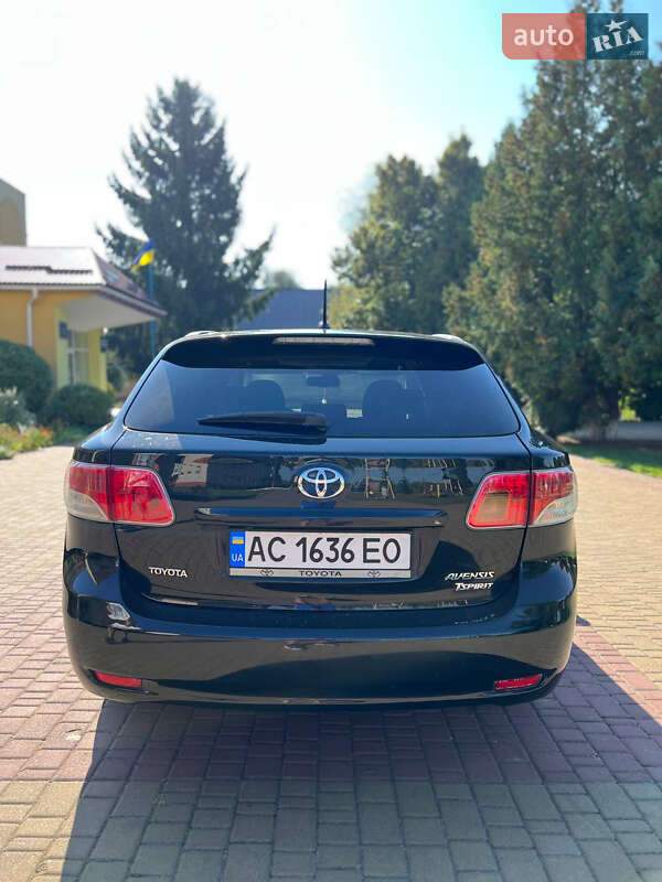 Универсал Toyota Avensis 2009 в Луцке