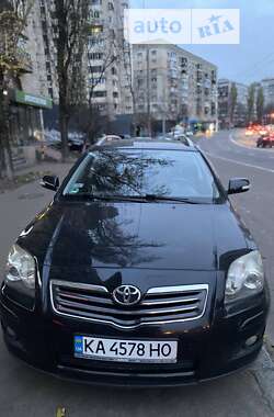 Универсал Toyota Avensis 2008 в Киеве