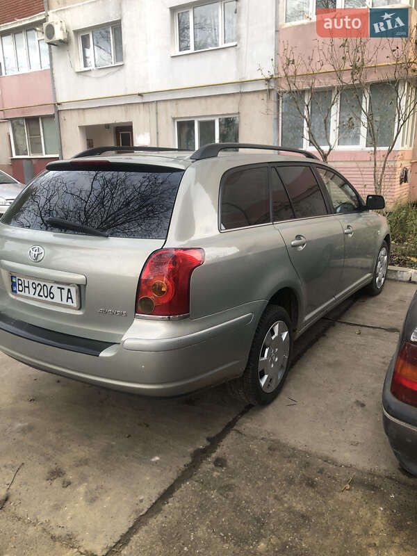 Універсал Toyota Avensis 2003 в Рені