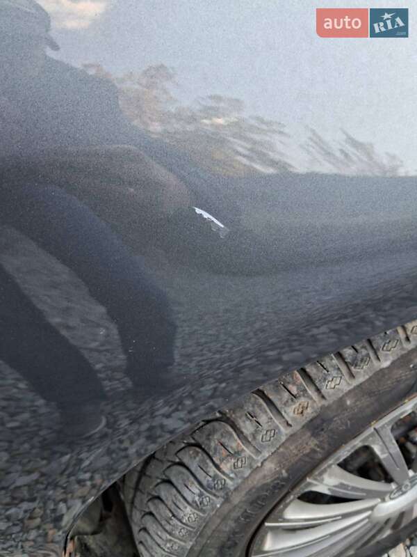 Седан Toyota Avensis 2006 в Львові