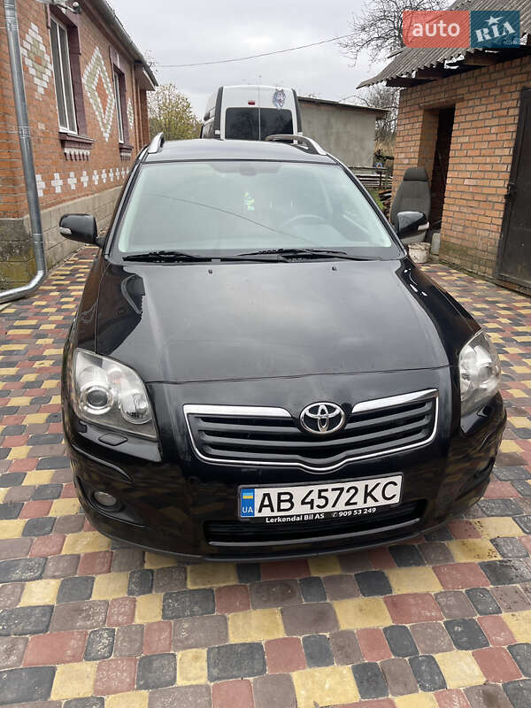 Универсал Toyota Avensis 2008 в Виннице