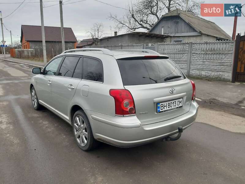 Універсал Toyota Avensis 2008 в Ізмаїлі