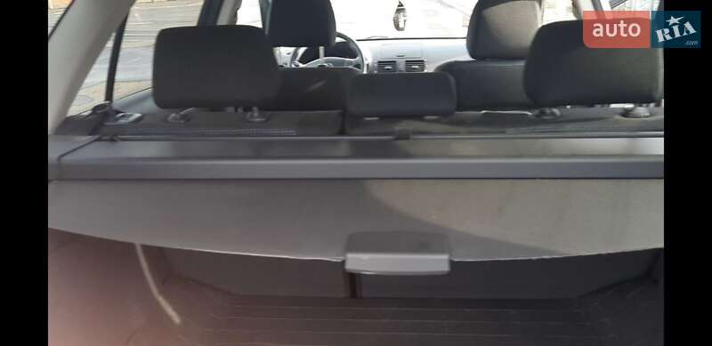 Універсал Toyota Avensis 2008 в Ізмаїлі