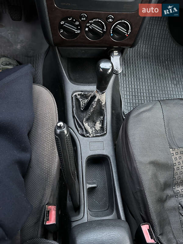 Универсал Toyota Avensis 2000 в Одессе