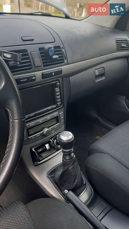 Универсал Toyota Avensis 2007 в Владимире