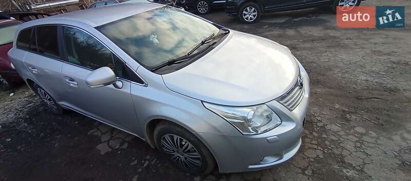 Універсал Toyota Avensis 2009 в Львові