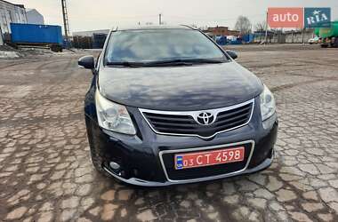 Универсал Toyota Avensis 2011 в Полтаве