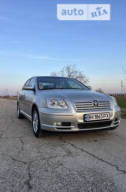 Седан Toyota Avensis 2003 в Болграді