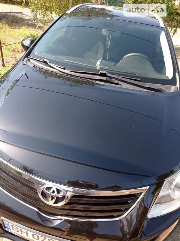 Универсал Toyota Avensis 2008 в Беляевке