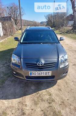 Універсал Toyota Avensis 2006 в Тернополі