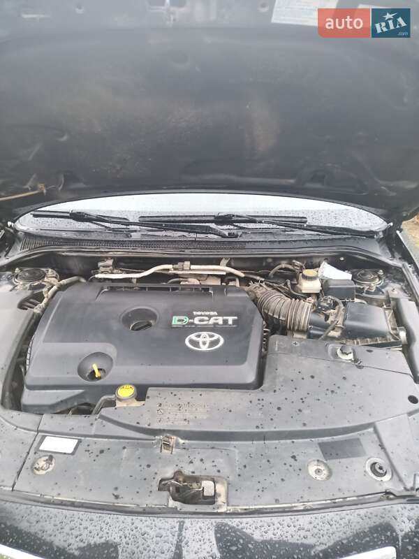 Универсал Toyota Avensis 2007 в Бучаче