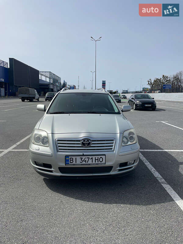 Toyota Avensis 2004