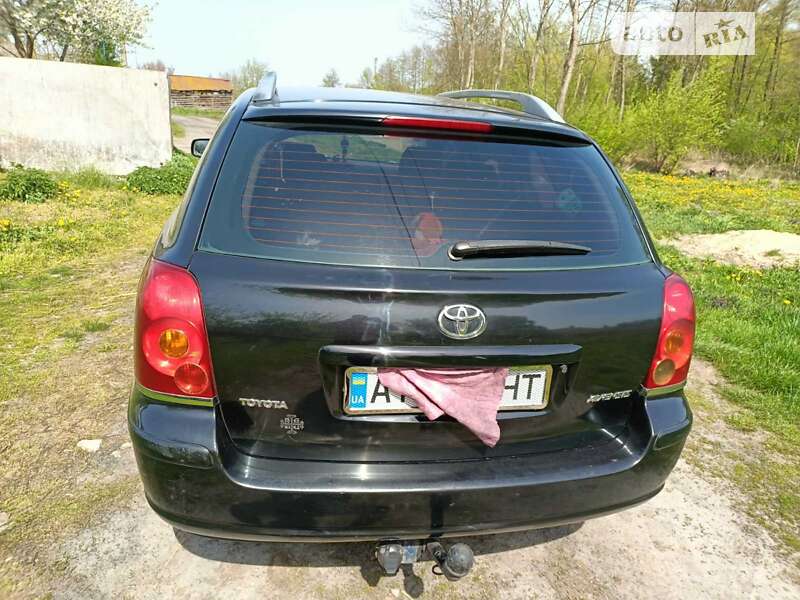 Универсал Toyota Avensis 2004 в Белой Церкви