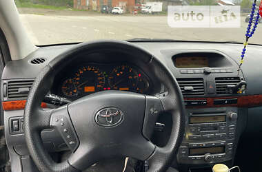 Седан Toyota Avensis 2005 в Коломые