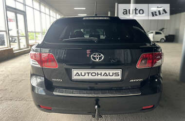 Універсал Toyota Avensis 2010 в Житомирі