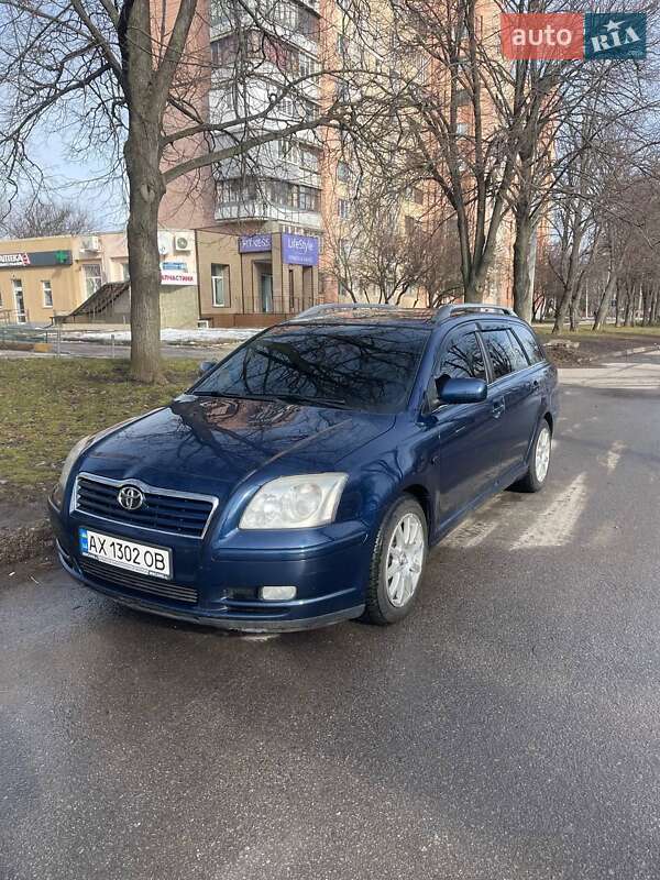 Toyota Avensis 2004