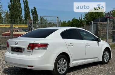 Седан Toyota Avensis 2010 в Одессе