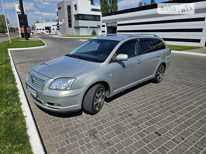 Универсал Toyota Avensis 2004 в Одессе