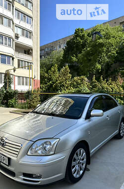 Седан Toyota Avensis 2004 в Одессе