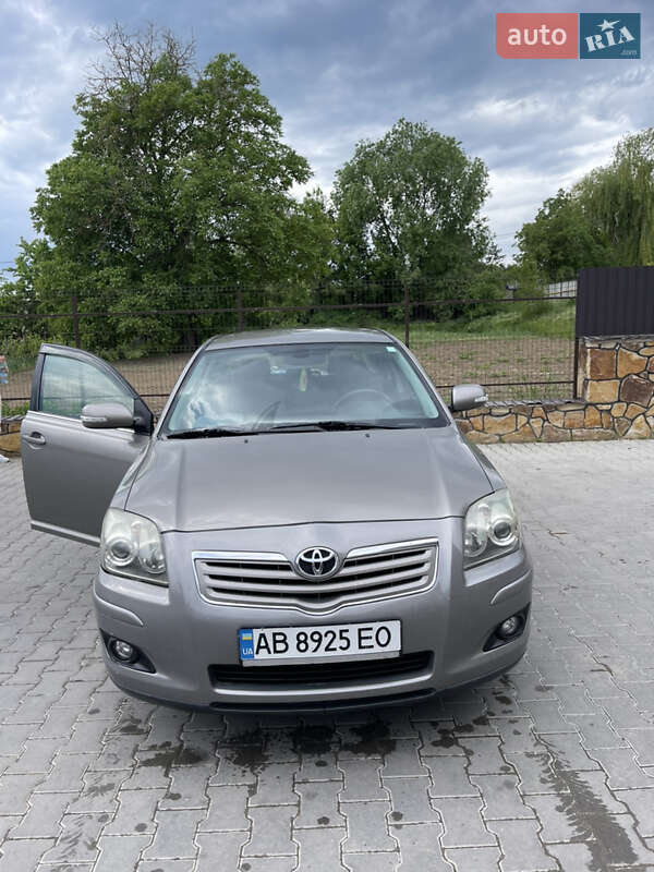 Toyota Avensis 2006