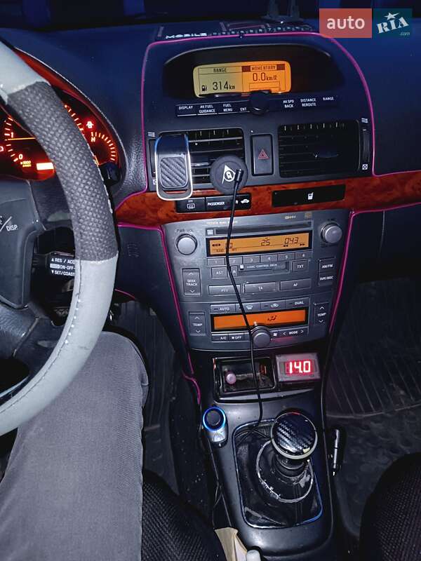 Универсал Toyota Avensis 2005 в Виноградове