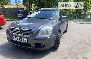 Універсал Toyota Avensis 2003 в Києві