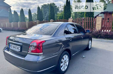 Седан Toyota Avensis 2008 в Днепре