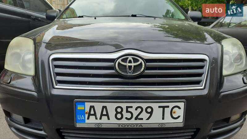 Toyota Avensis 2005