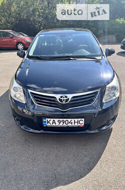 Седан Toyota Avensis 2011 в Києві