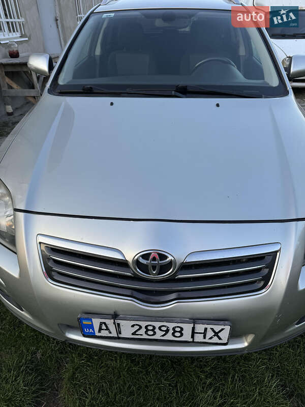 Универсал Toyota Avensis 2006 в 