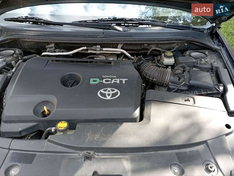 Універсал Toyota Avensis 2008 в Пісківці