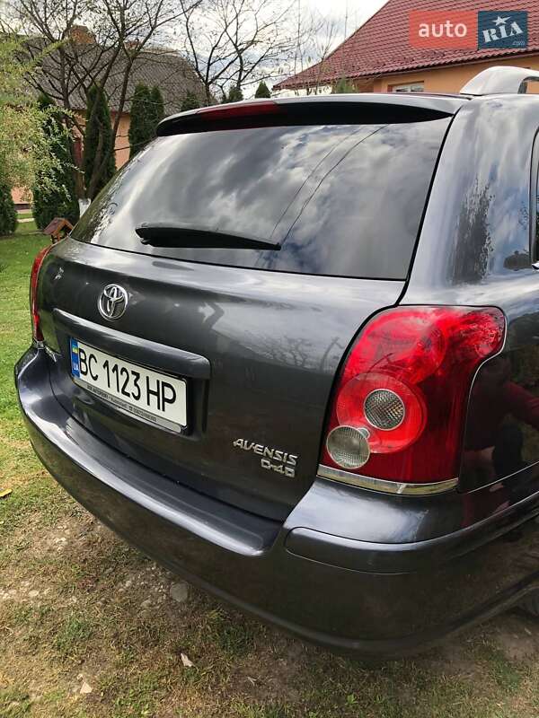 Универсал Toyota Avensis 2006 в Дрогобыче