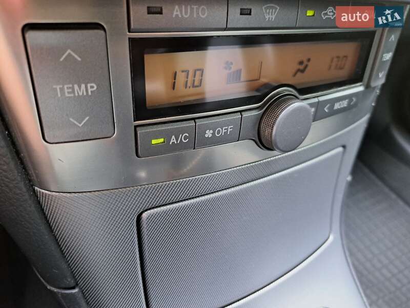 Универсал Toyota Avensis 2008 в Подольске