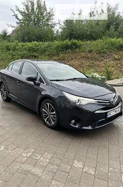 Седан Toyota Avensis 2016 в Новояворовске