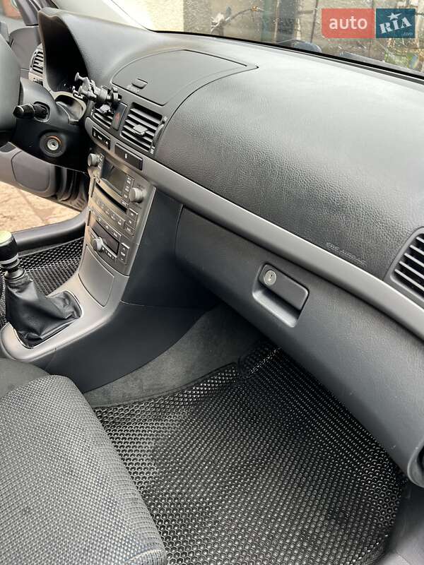 Универсал Toyota Avensis 2008 в Одессе